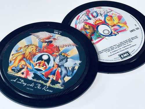 Queen coasters a - -, at